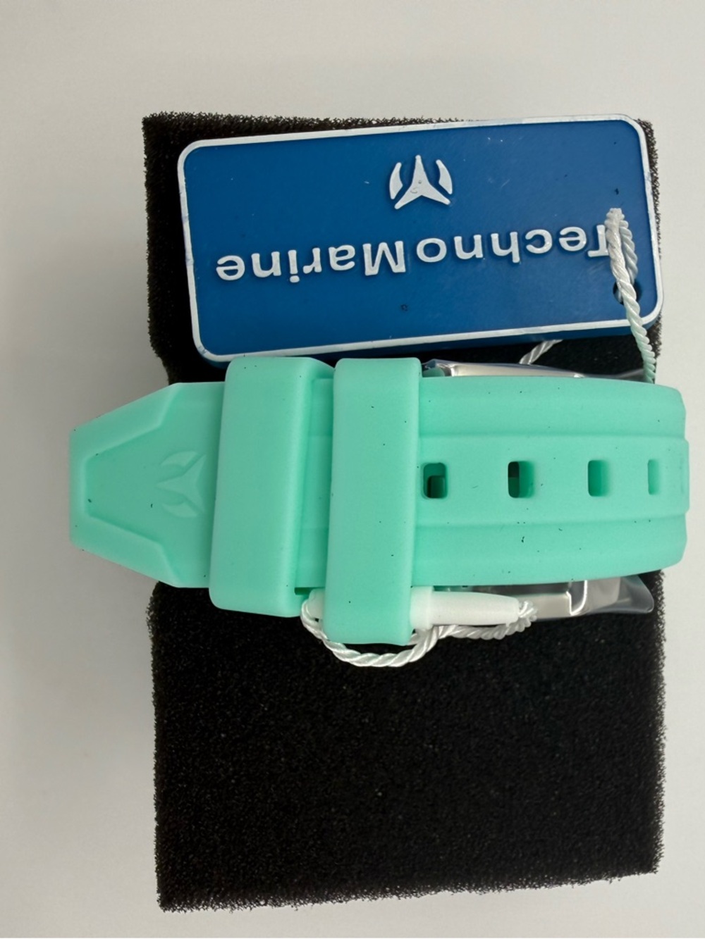 Technomarine Lusso Mare Lady’s Watch - Picture 2 of 9